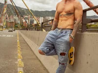 Model Ryannblue07