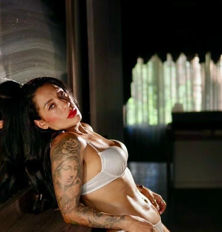 Niicolle_Miller: офлайн-секс-чат