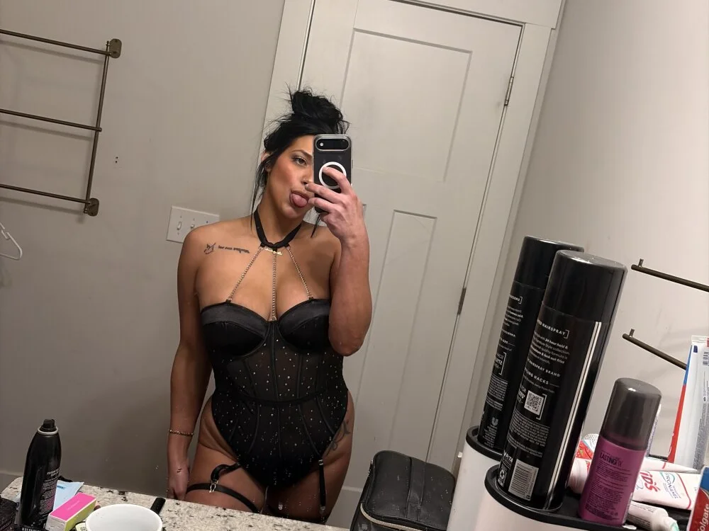 alizzz96's Offline XXX Chat