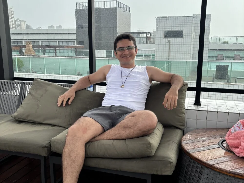 paulinho170890 – Offline XXX chat