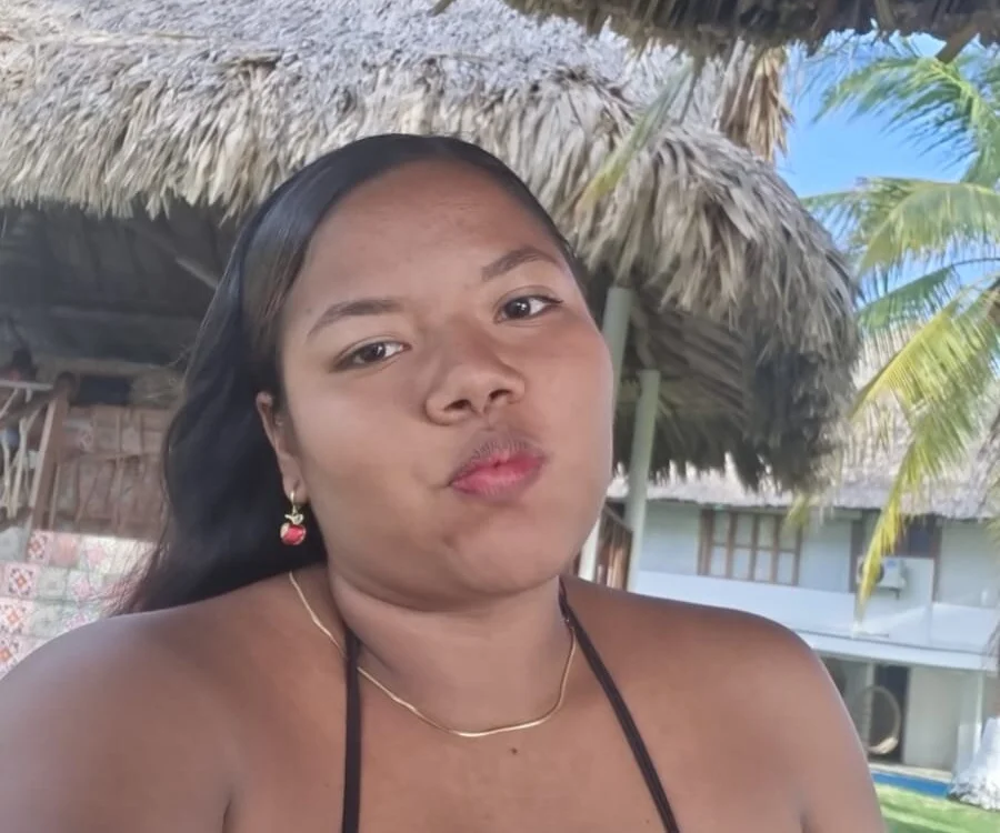 Nikkynya2's Offline Chat Room