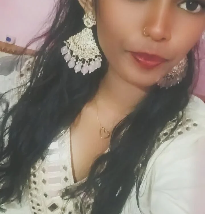 Saniya10xxx cover photo