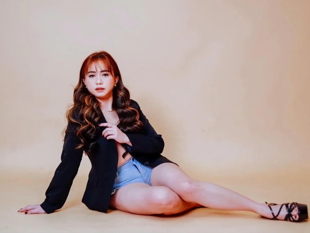 Bella_Maree offline XXX-chat