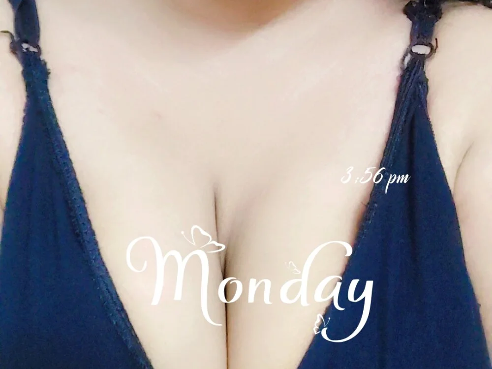 Hot-show6's Offline XXX Chat