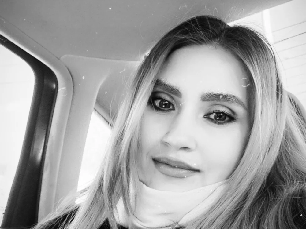 PriyaStark's Offline Chat Room