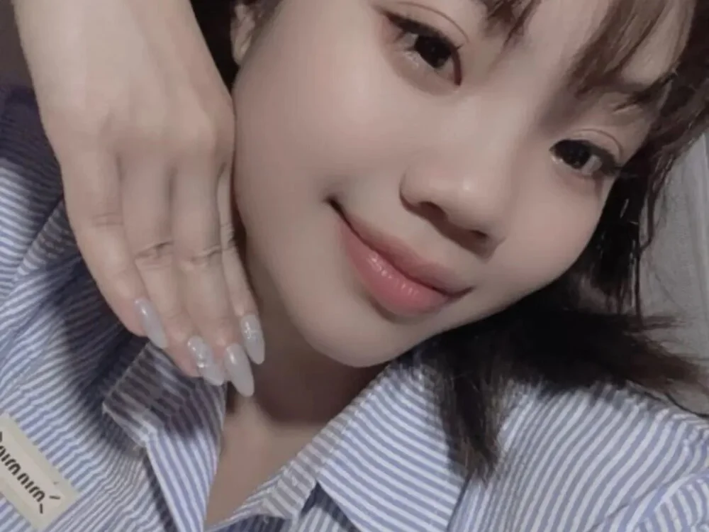 Kouis999 離線 XXX 聊天