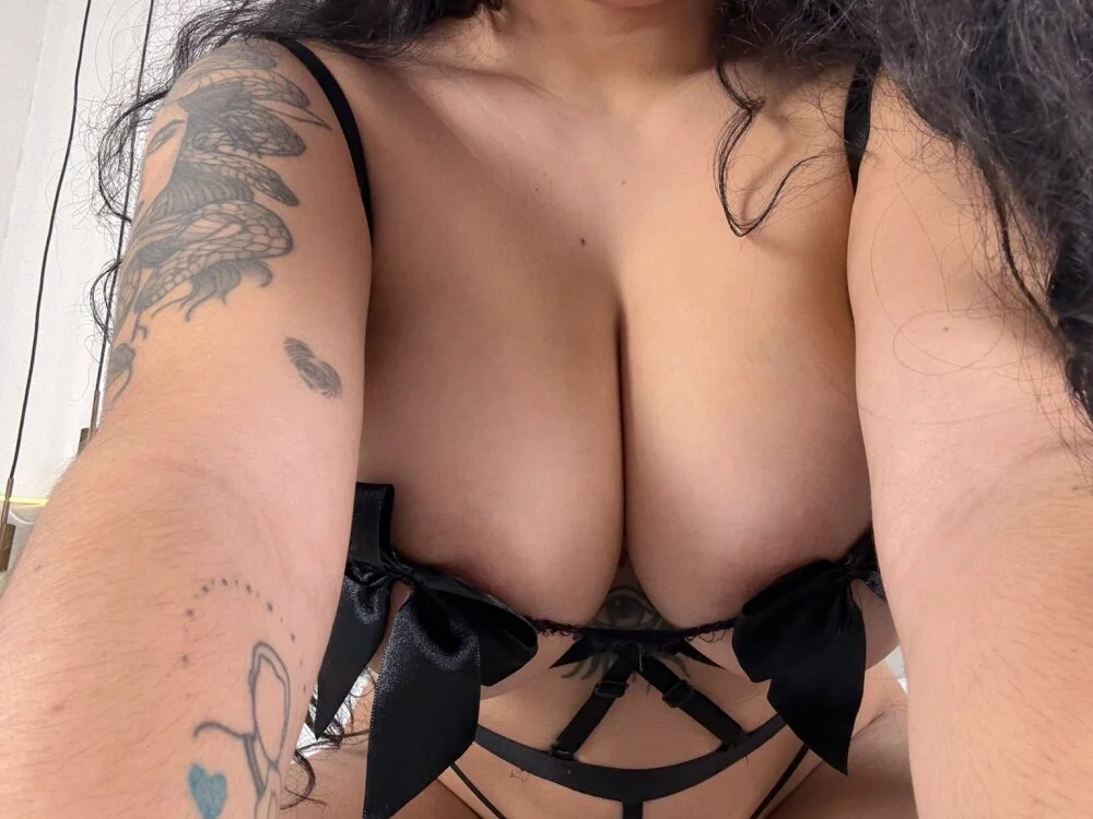 Chat XXX offline de LyzzGuzman