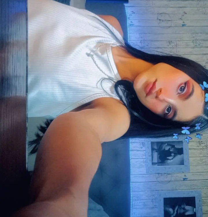 mila-sweet's Offline XXX Chat