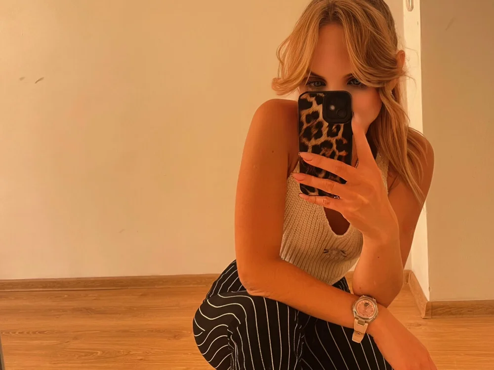 ElisLovex offline chatrum
