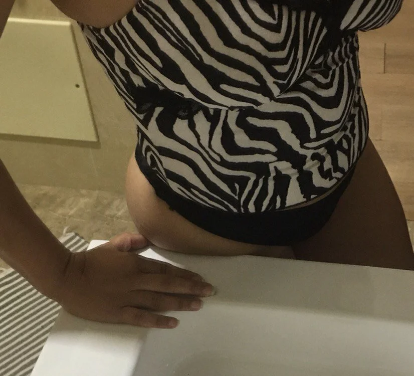 mass_hotbrunette Offline XXX Chat