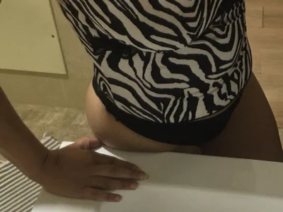 mass_hotbrunette on StripChat