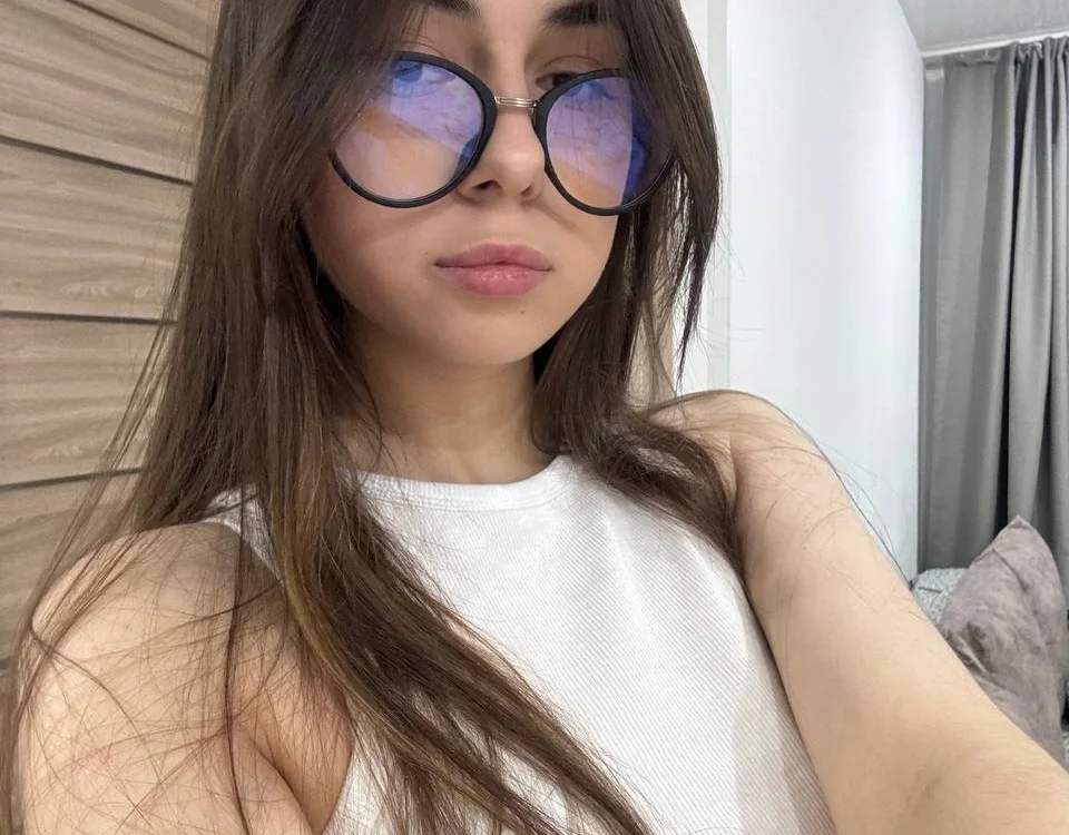 LinnElwell's Offline Chat Room