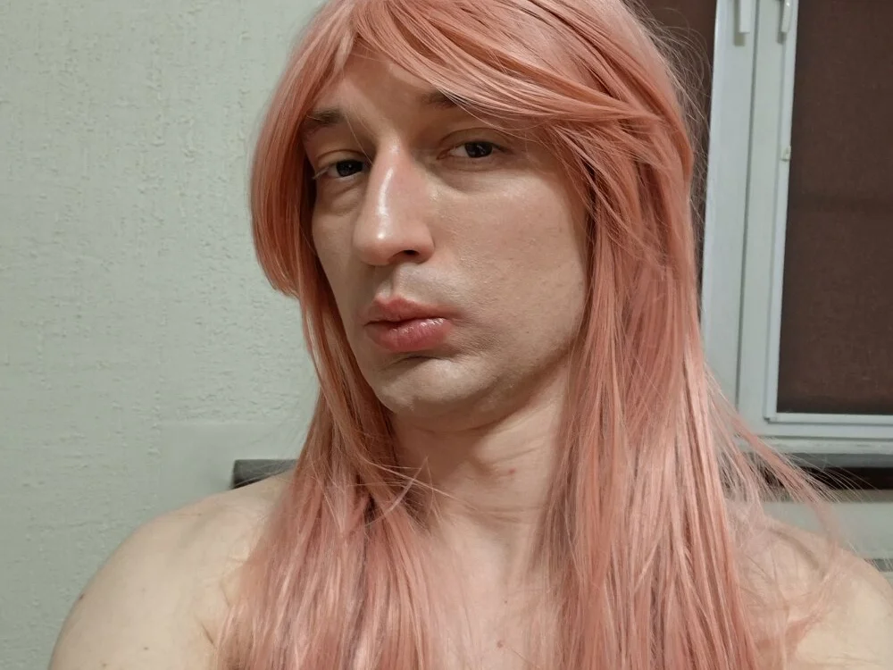 LolaEffe 離線 XXX 聊天