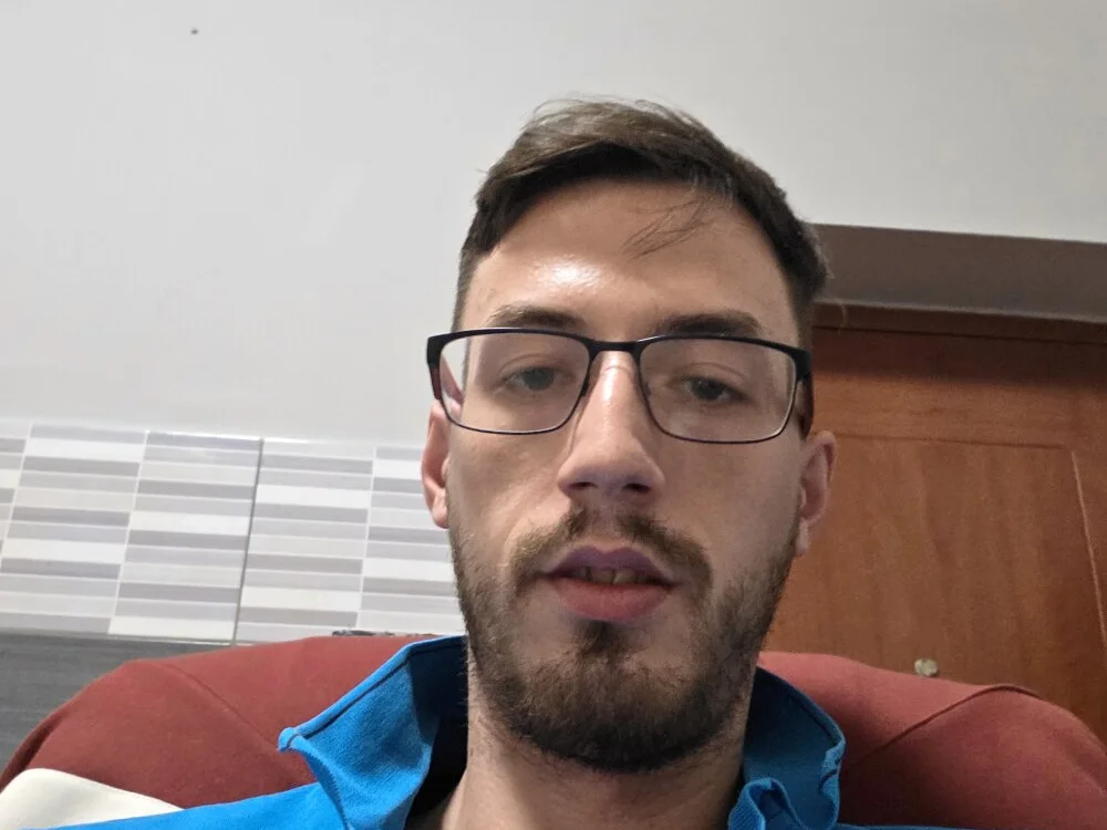 Gerikan12 Offline XXX Chat