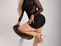 Alisson_Milf 现场XXX聊天