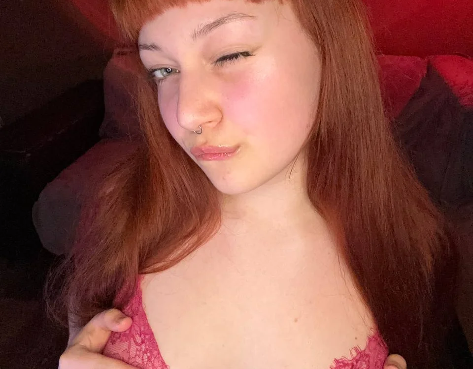 cherry_shik Adlı Modelin Çevrimdışı XXX Sohbeti