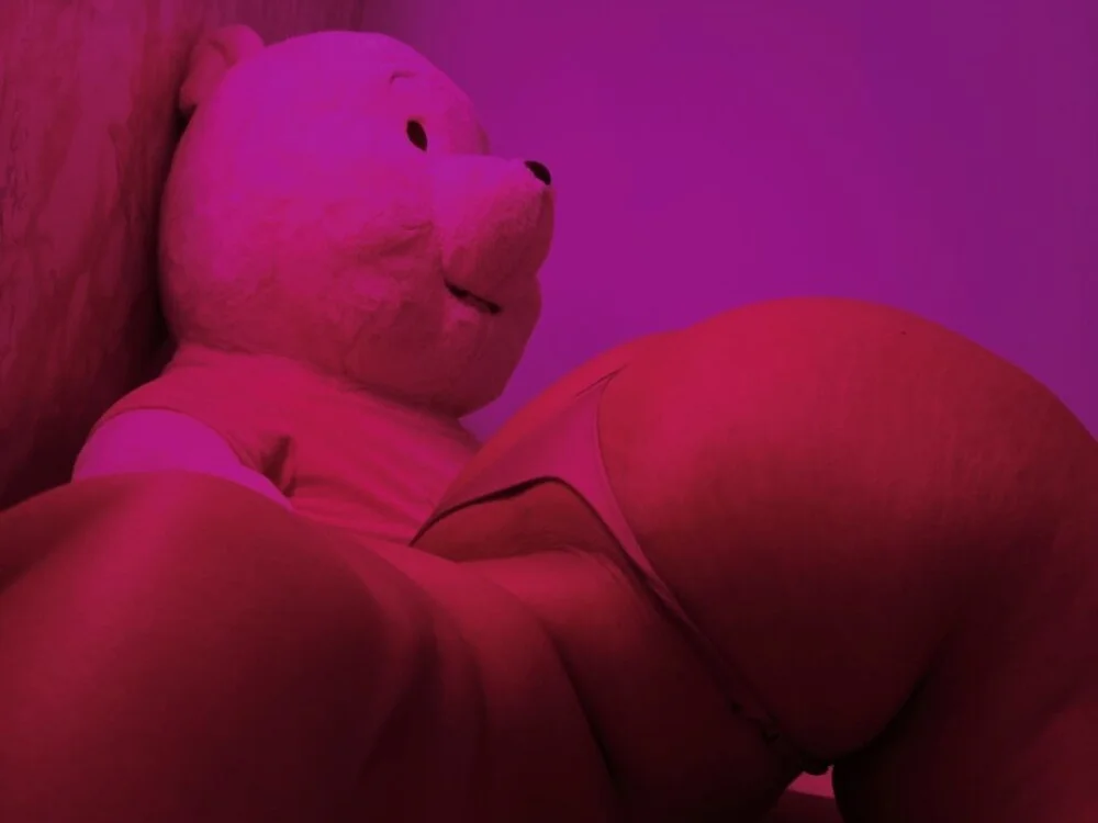 Raven_Curly's Offline XXX Chat