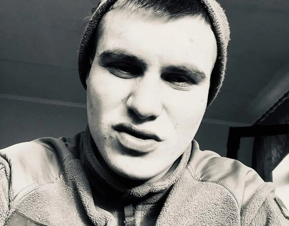 StrangeBalloon45's Offline XXX Chat