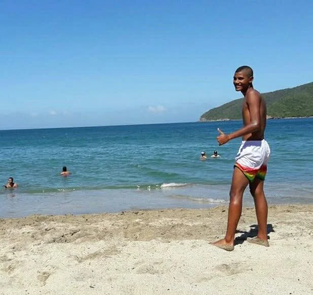 Offline XXX chat modela Darwihno