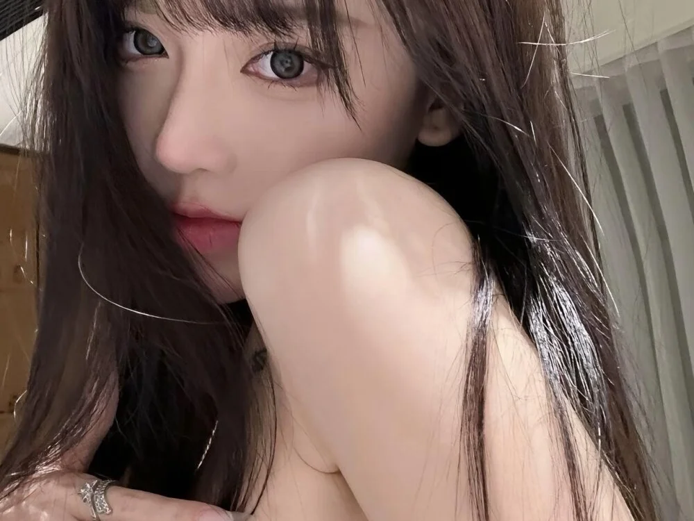 hailey_cici's Offline XXX Chat