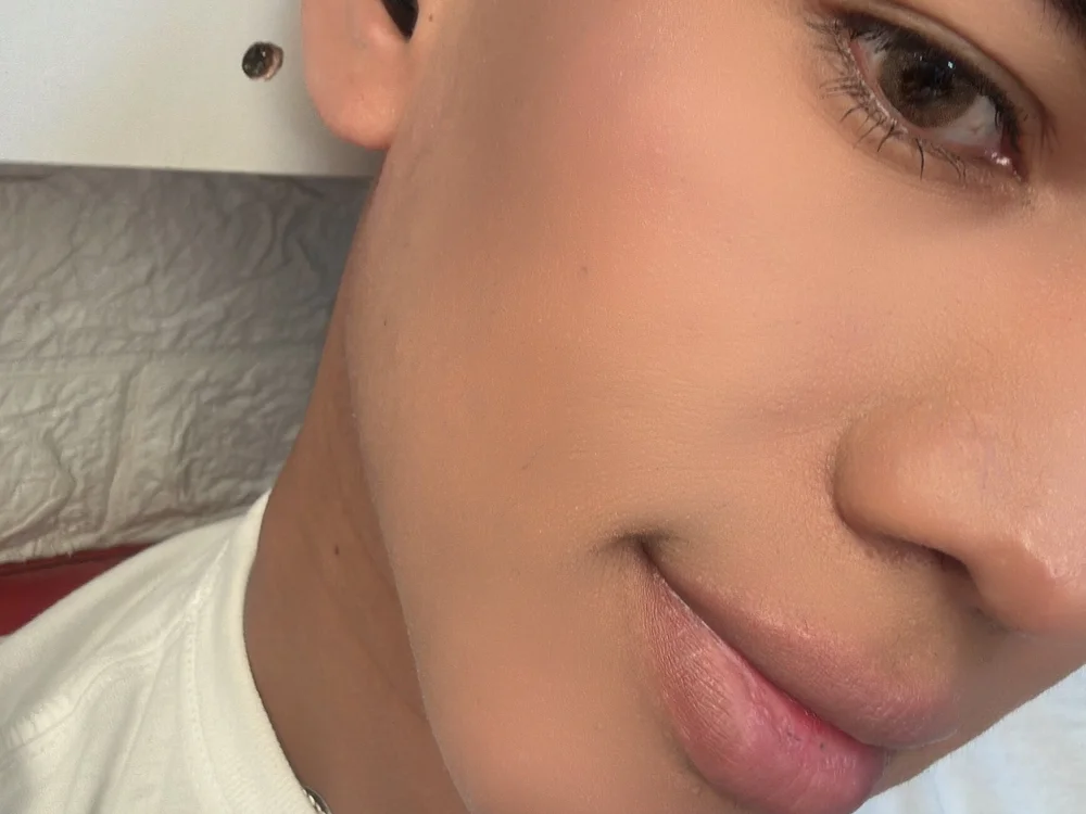 FercitoHot's Offline Chat Room