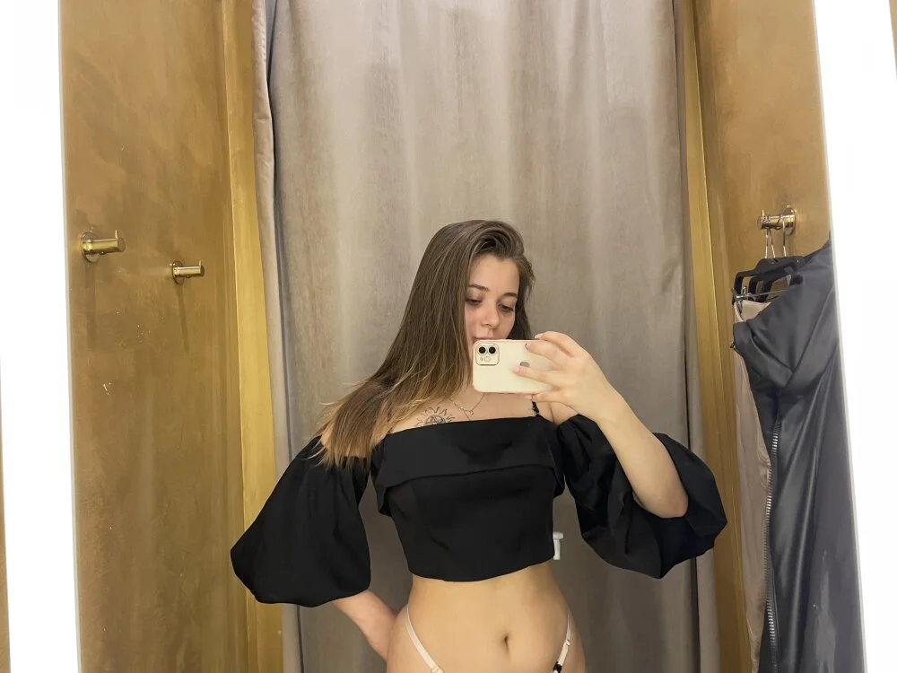 lovely_watermelons' Offline XXX Chat