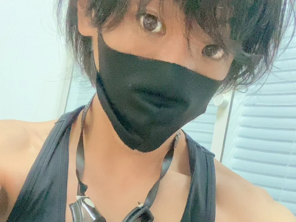 mio_JAPAN's Offline XXX Chat