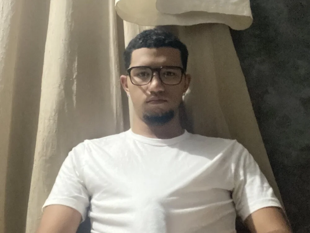 Офлайн-чат XXX hyzi1