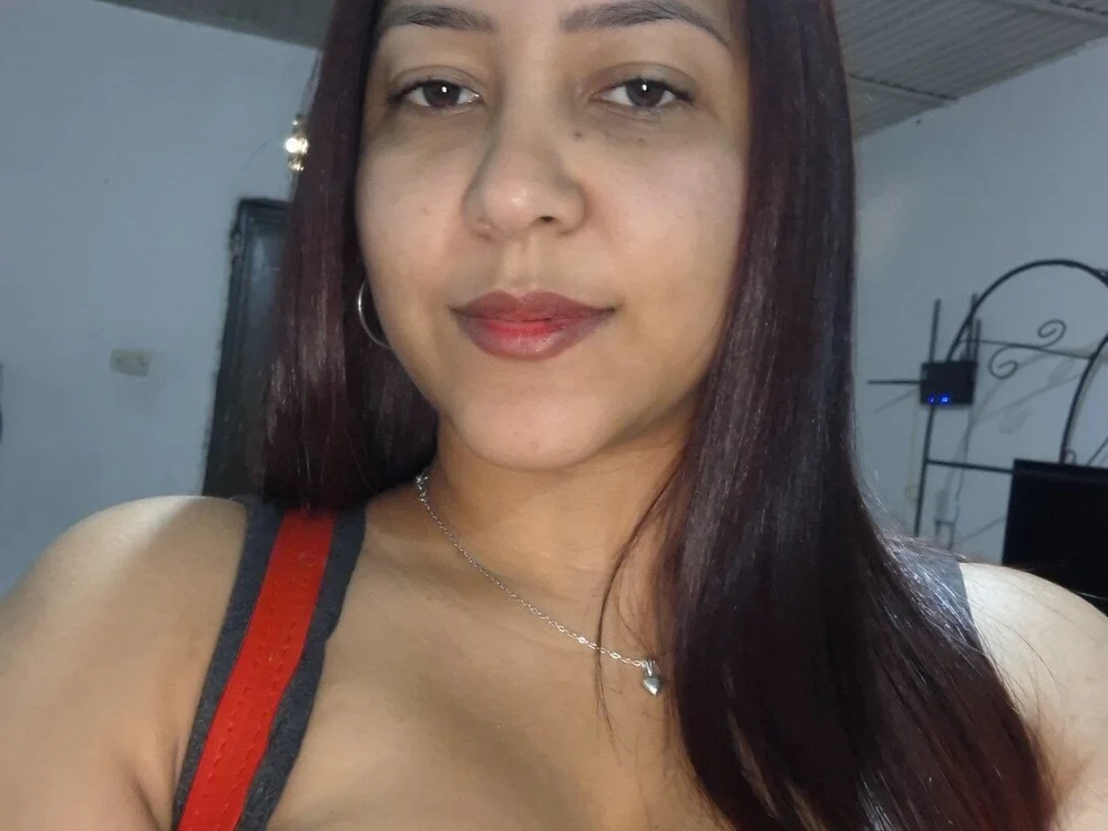 Princessa1701's Offline Chat Room