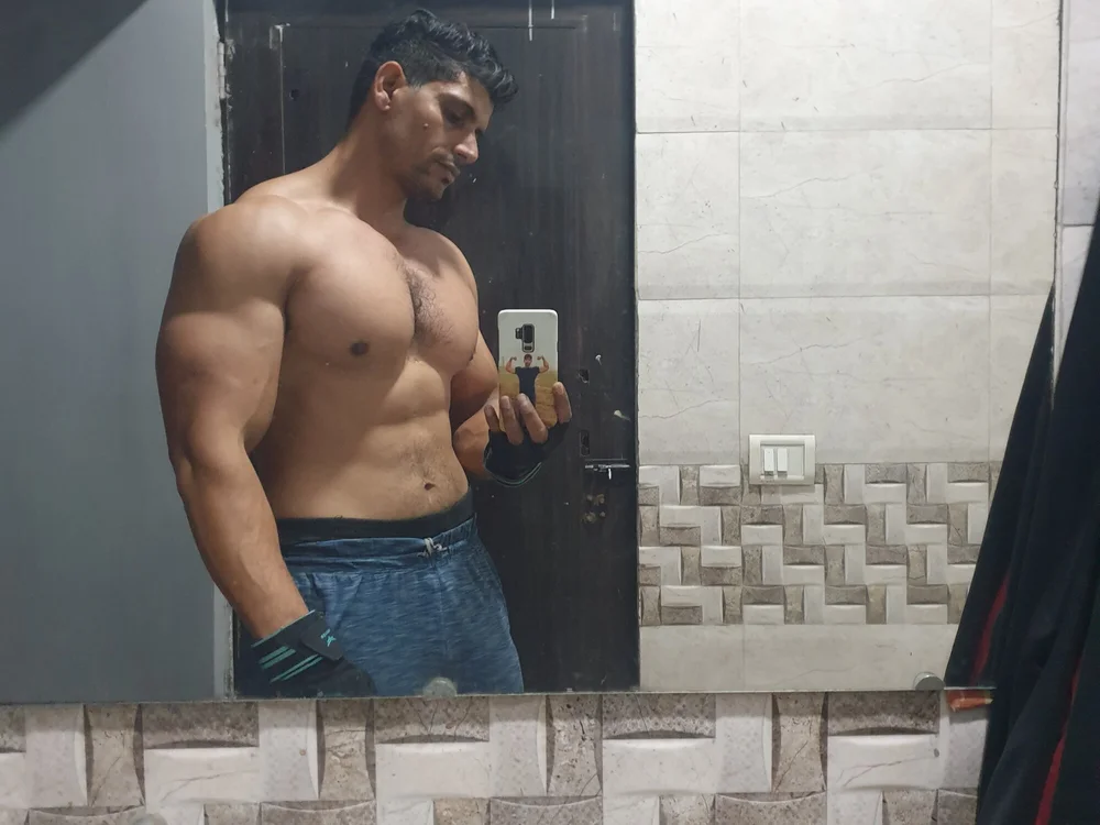 ajay883739 offline chatrum