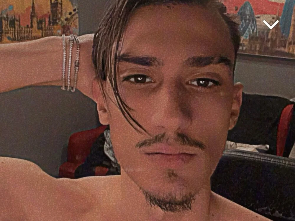 Chat +18 off-line de artieryder3