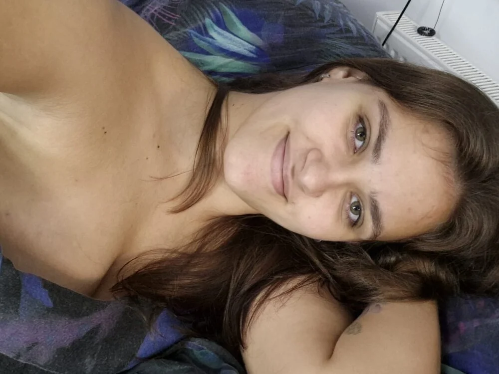 Czat XXX offline – MiaRides19