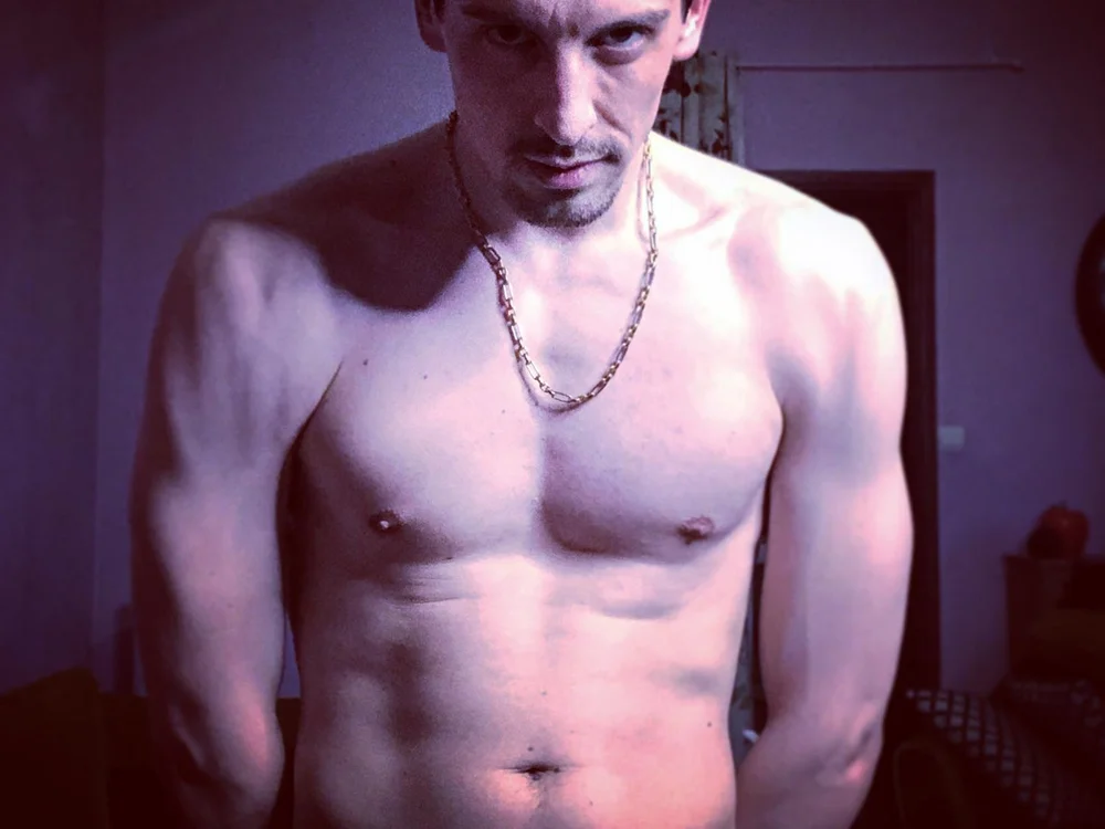 -Azureus69-'s Offline Chat Room