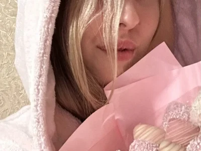 CrazyBitchInLace profile