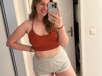 Lina-Love's Live XXX Chat