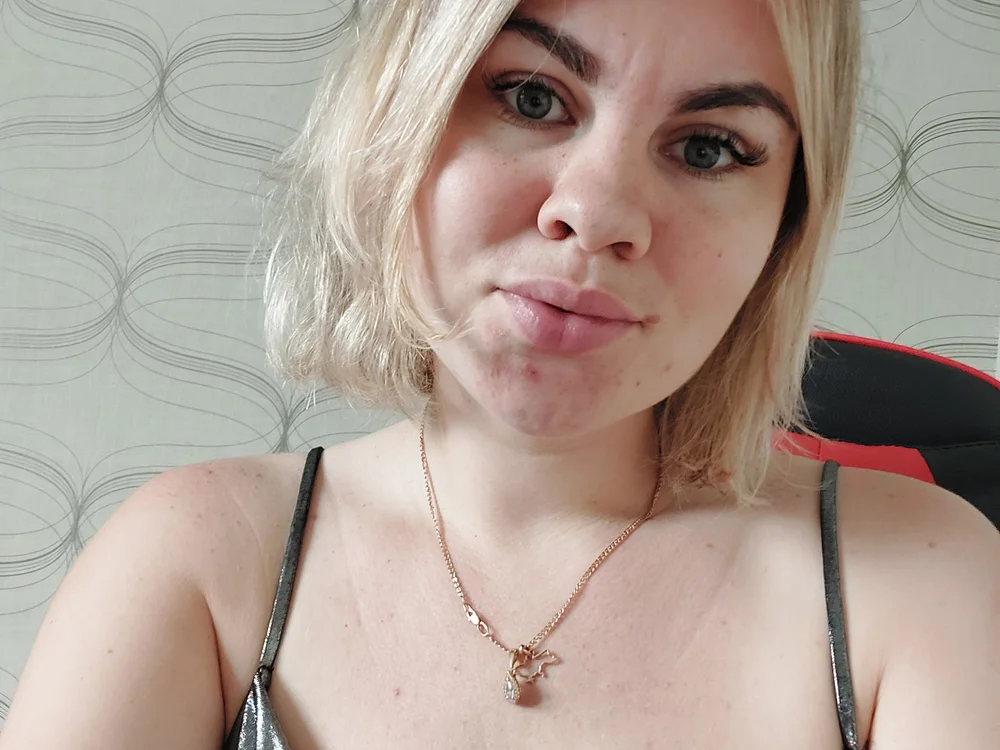 Offline XXX chat modela LauraLlq