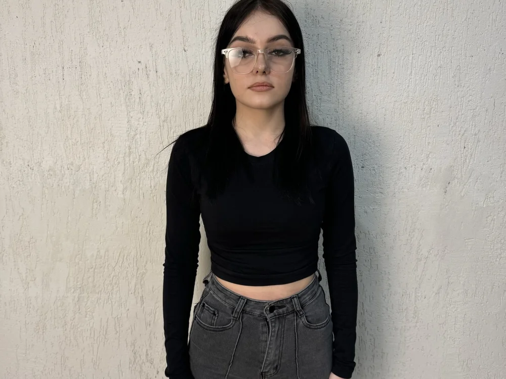 DevonaClayborne's Offline Chat Room