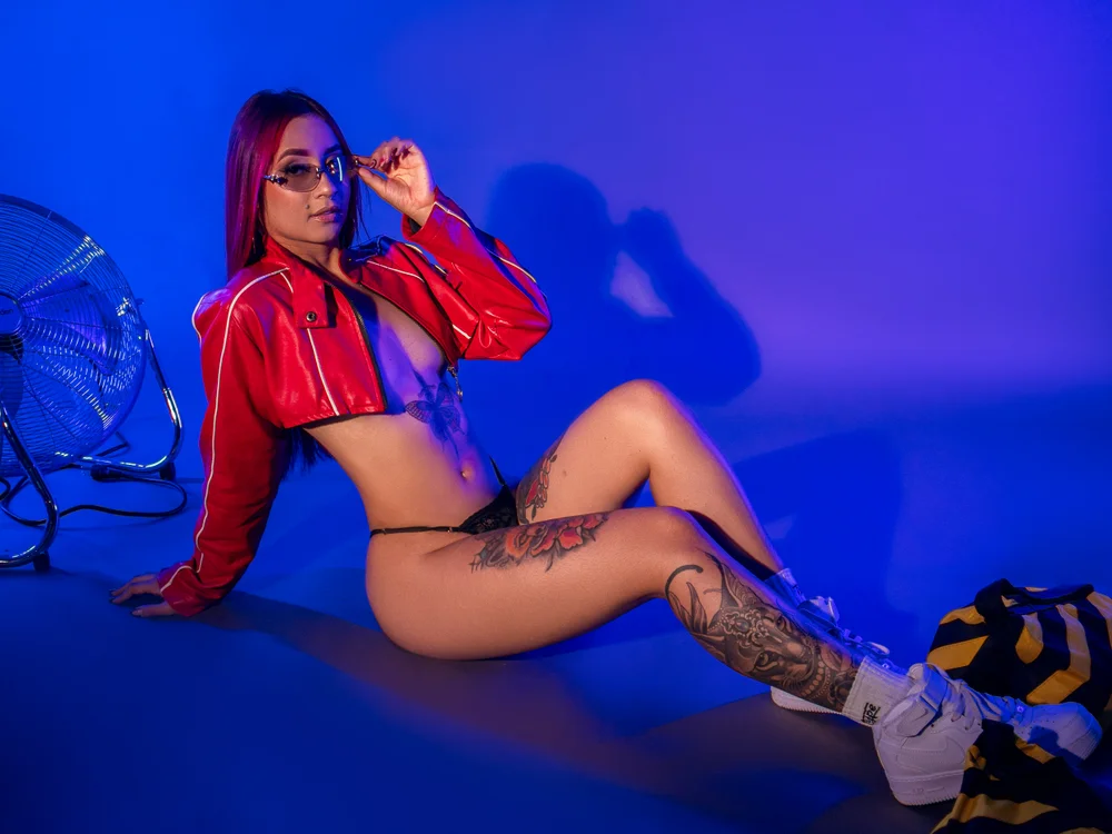 Watch HannaRed_ - Redhead Live live stream