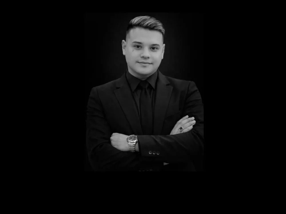 Moreno_tatuad0's Offline Chat Room