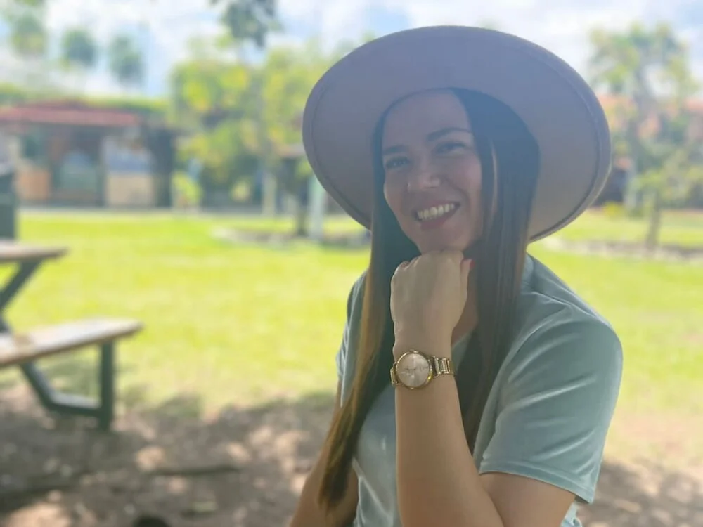 Annie_Cervantez Offline XXX Chat