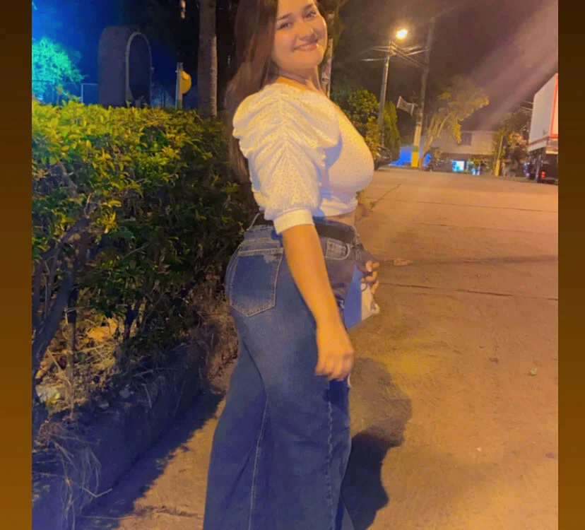 ห้องแชทออฟไลน์ของ lauraapril