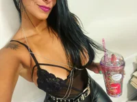 Priscila-mdf08's Offline Chat Room