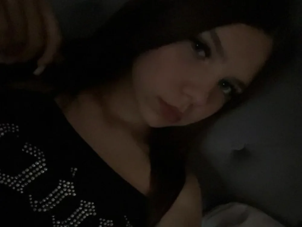 Dina_Line cover photo