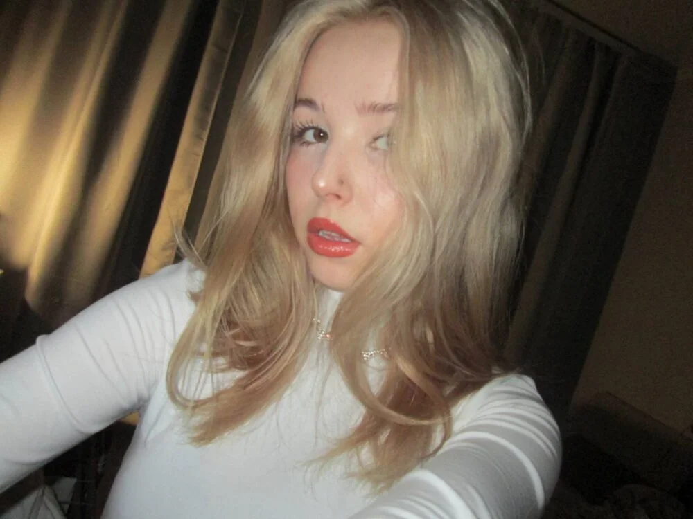 KarenHiill's Offline XXX Chat