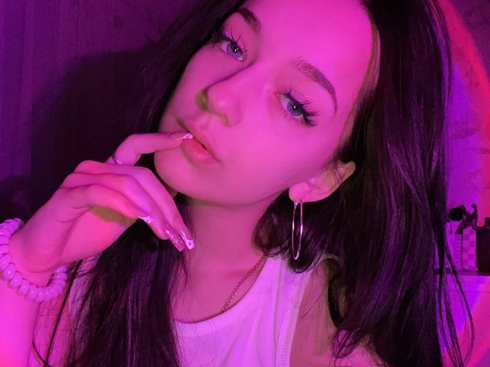 Anora_Lyubov's Offline XXX Chat