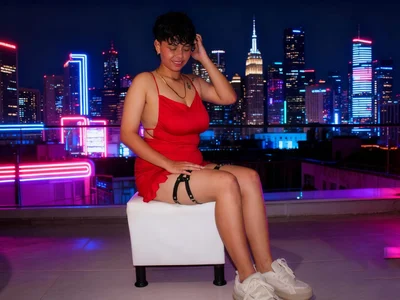 lunabustygirl profile