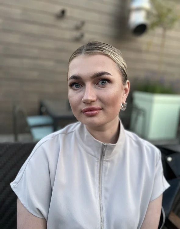 Klyraa's Offline Chat Room