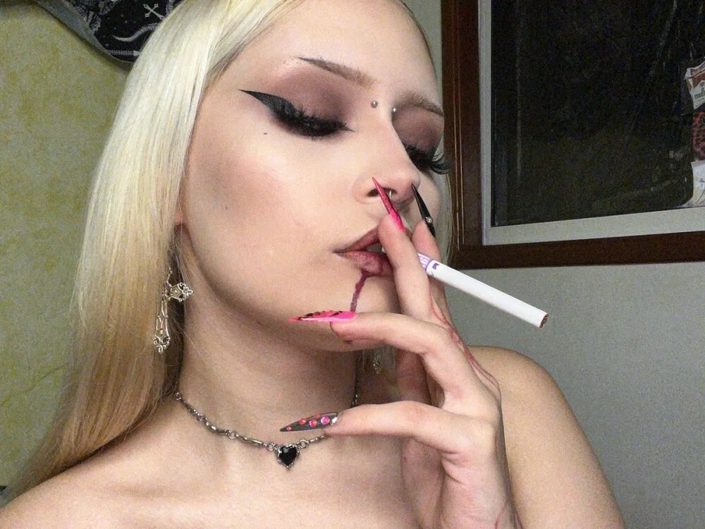 scorpiogyal Adlı Modelin Çevrimdışı XXX Sohbeti