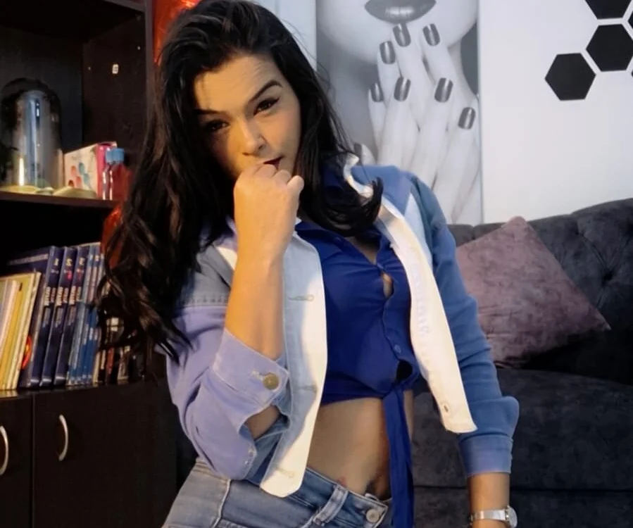 Samantha__Firee cam model