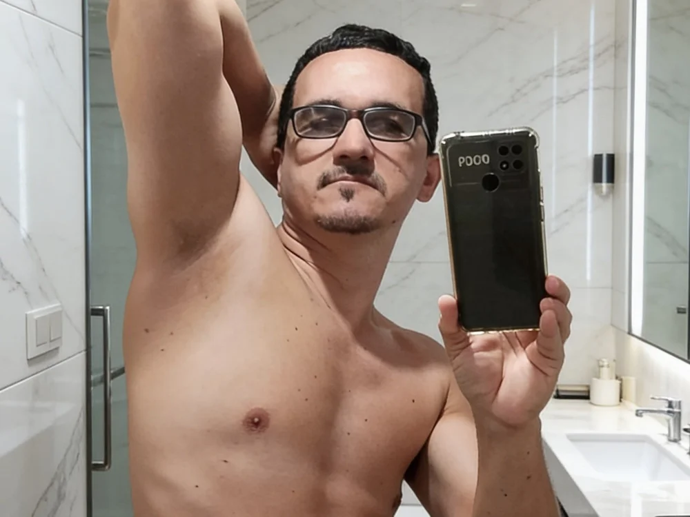Chat XXX offline de DouglasBr22